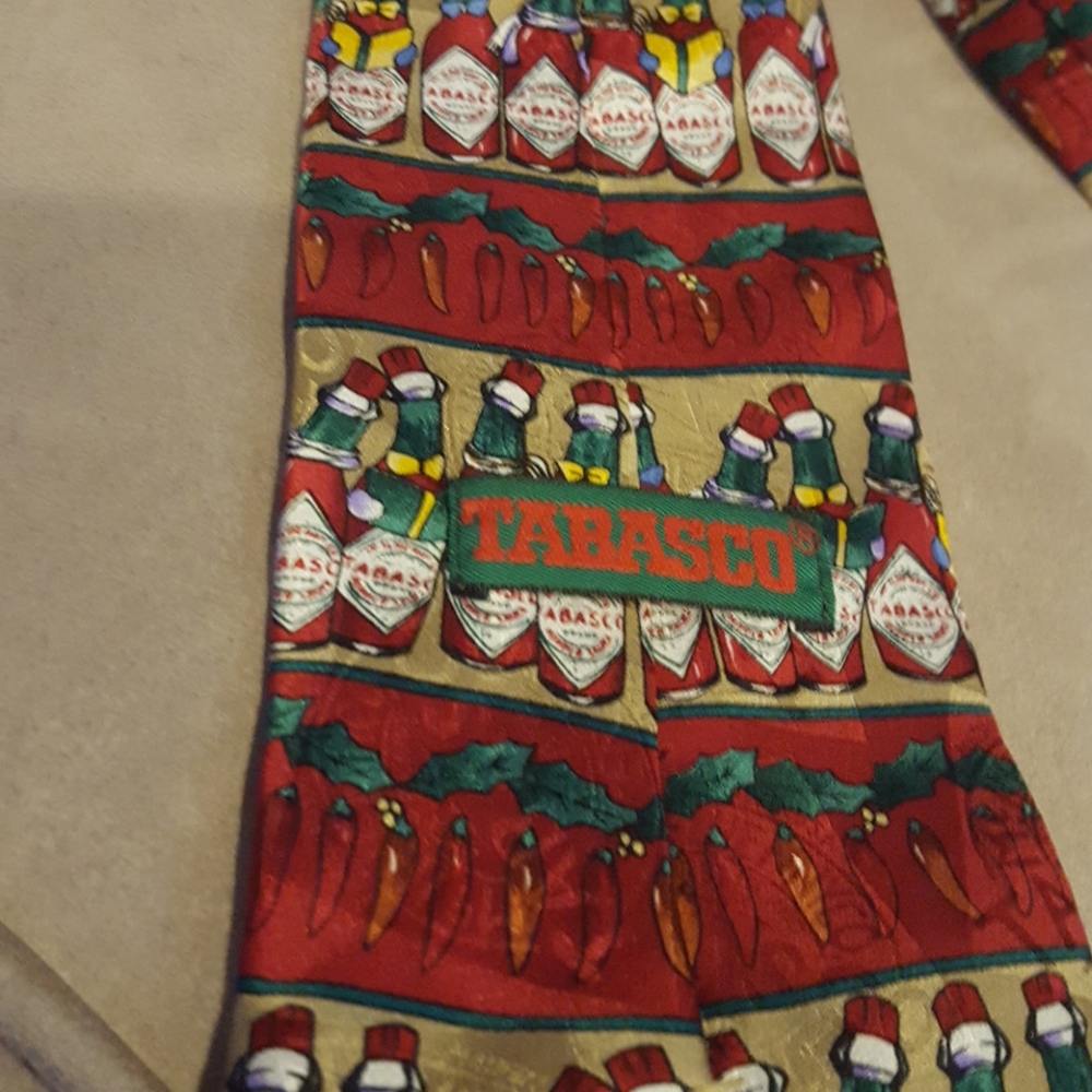 Tabasco Tie. - Picture 4 of 4